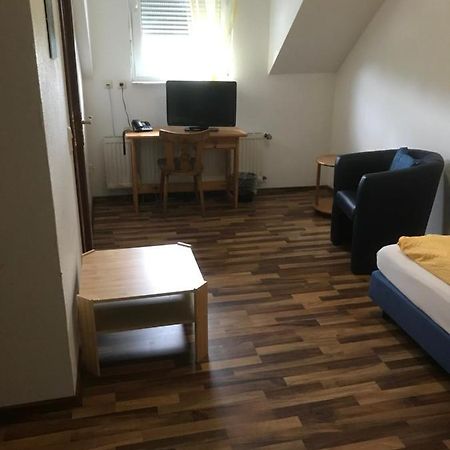 Hotel Kaufmann Rommerskirchen Екстериор снимка