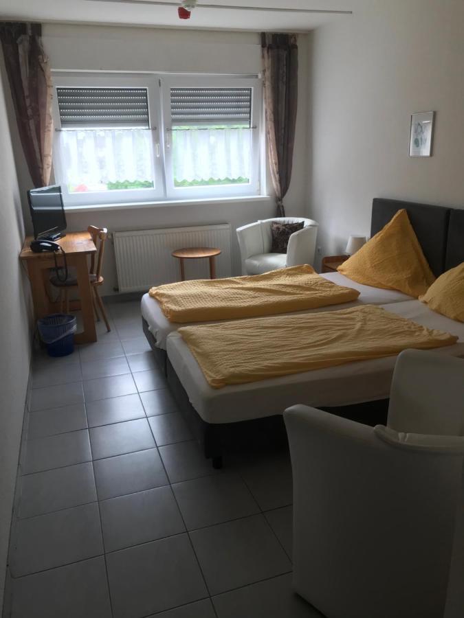 Hotel Kaufmann Rommerskirchen Екстериор снимка