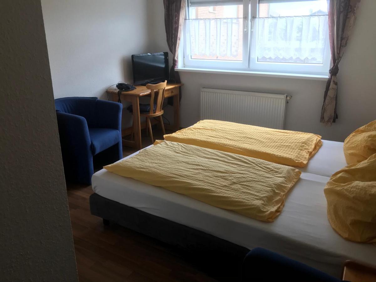 Hotel Kaufmann Rommerskirchen Екстериор снимка