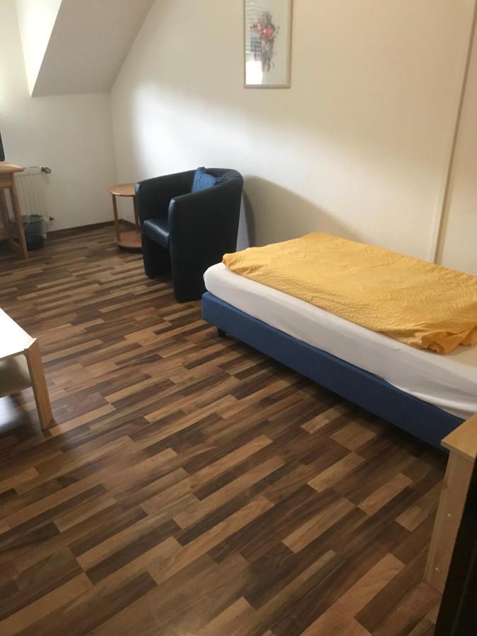 Hotel Kaufmann Rommerskirchen Екстериор снимка